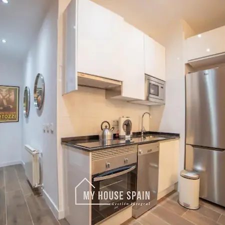 Myhousespain - Vacacional Piso De Lujo En Lavapies Madrid Exterior photo
